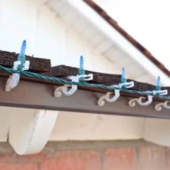 Northlight Clear Max Pro Anywhere Christmas Light Clips (Set Of 150) -Northlight Shop northlight christmas light accessories 33906265 1f 1000